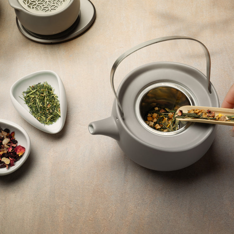 Leiph Self-heating Teapot Bundle Set by OHOM