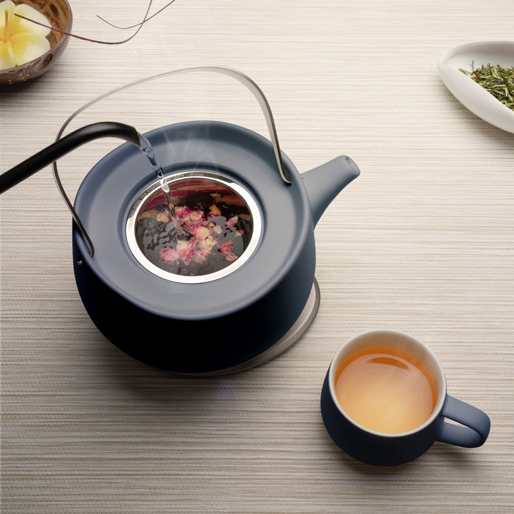 Leiph Self-heating Teapot Bundle Set by OHOM